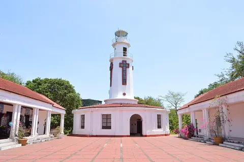 The white Spanish-era lighthouse on Corregidor Island