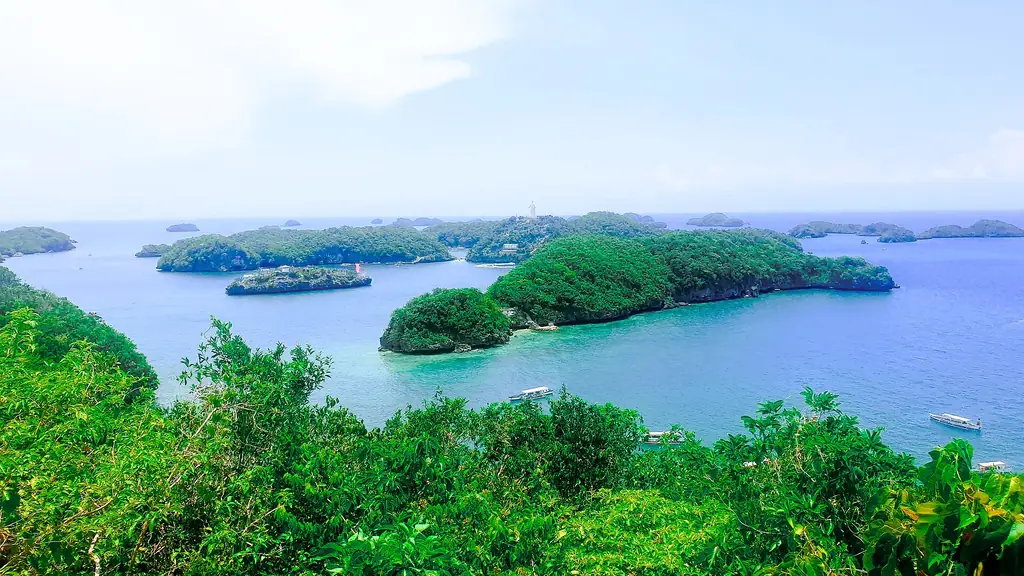 Islands of the Hundred Islands National Park, Alaminos