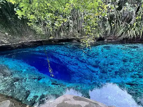 The deep-blue water of the Enchanted River, Hinatuan